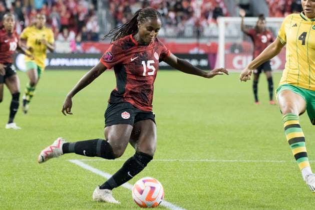 September 26, 2023, Toronto, Ontario, Canada: Nichelle Prince 15 in action during the CONCACAF Women s Championship 2024 Olympic qualifier between Canada and Jamaica at BMO field in Toronto. The game ended 2-1 for Canada sending it to the Paris 2024 Olympic Games, Olympische Spiele, Olympia, OS Toronto Canada - ZUMAm154 20230926_zap_m154_032 Copyright: xAngelxMarchinix