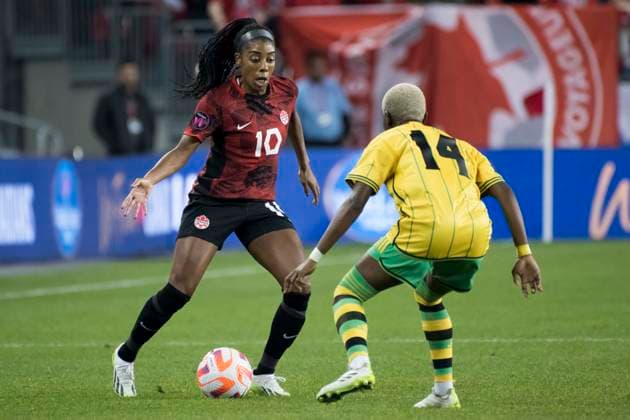 September 26, 2023, Toronto, Ontario, Canada: Ashley Lawrence 10 (L) and Deneisha Blackwood 14 (R) in action during the CONCACAF Women s Championship 2024 Olympic qualifier between Canada and Jamaica at BMO field in Toronto. The game ended 2-1 for Canada sending it to the Paris 2024 Olympic Games, Olympische Spiele, Olympia, OS Toronto Canada - ZUMAm154 20230926_zap_m154_043 Copyright: xAngelxMarchinix