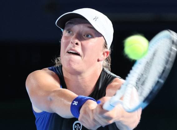 September 27, 2023, Tokyo, Japan - The first seeded Iga Swiatek of Poland returns the ball against Japan s Mai Hontama during the second round match of the Toray Pan Pacific Open tennis tournament at the Ariake Colosseum in Tokyo on Wednesday, September 27, 2023. (photo by Yoshio Tsunoda AFLO) Noxthirdxpartyxsales  (230654054)