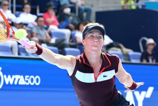 September 28, 2023, Tokyo, Japan - Anastasia Pavlyuchenkova of Russia returns the ball against Linda Noskova of Czech Republic during the second round match of the Toray Pan Pacific Open tennis tournament at the Ariake Colosseum in Tokyo on Thursday, September 28, 2023. (photo by Yoshio Tsunoda AFLO) Noxthirdxpartyxsales  (0306172799st)
