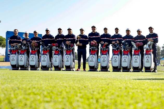September 28, 2023, ROME, ITALY: (L-R) US golfer, Patrick Cantlay, US golfer, Brian Harman, US golfer, Collin Morikawa, US golfer, Brooks Koepka, US golfer, Max Homa, US golfer, Sam Burns, US captain, Zach Johnson, US golfer, Scottie Scheffler, US golfer, Jordan Spieth, US golfer, Wyndham Clark, US golfer, Xander Schauffele, US golfer, Rickie Fowler and US golfer, Justin Thomas pose at the US team official team portraits for the 2023 Ryder Cup golf tournament at Marco Simone Golf Club in Guidonia, near Rome, Italy, 28 September 2023. The 44th Ryder Cup matches between the US and Europe will be held in Italy from 29 September to 01 October 2023..ANSA FABIO FRUSTACI 2023 Ryder Cup golf tournament - ZUMAa110 20230928_zaf_a110_008 Copyright: xFabioxFrustacix