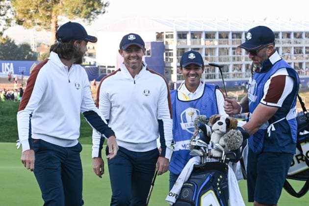 Ryder Cup 2023, Day Two, Morning Foursomes, Golf, Marco Simone Golf & Country Club, Rome, Italy - 30 Sep 2023  Copyright: xGreigxCowie Shutterstockx 14130258a