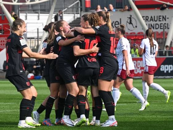 Leverkusen players Synne Skinnes Hansen Bayer 04 Leverkusen, 10 and Karolina Lea Vilhjalmsdottir Bayer 04 Leverkusen, 18 celebrate the goal to 1 0 Bayer 04 Leverkusen vs 1 FC Nuernberg, Football, Google Pixel Womens Bundesliga, 02 Matchday, Season 2023 2024, 30 09 2023 DFL REGULATES PROHIBIT ANY USE OF PHOTOGRAPHS AS IMAGE SEQUENCES AND OR QUASI VIDEO Bayer 04 Leverkusen vs 1 FC Nuernberg, football, Google Pixel Womens Bundesliga, 02 Matchday, Season 2023 2024, 30 09 2023 Leverkusen Copyright: xEibner-Pressefoto ThomasxHaeslerx EP_THR