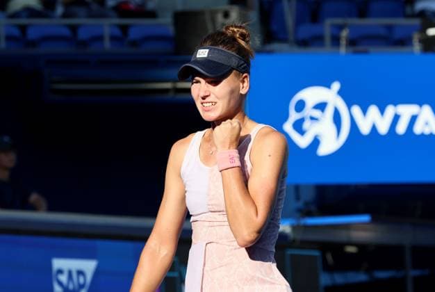September 30, 2023, Tokyo, Japan - Veronika Kudermetova of Russia clinches her fist as she won a key point against her compatriot Anastasia Pavlyuchenkova during the semi final match of the Toray Pan Pacific Open tennis tournament at the Ariake Colosseum in Tokyo on Saturday, September 30, 2023. (photo by Yoshio Tsunoda AFLO) Noxthirdxpartyxsales  (0306427131st)