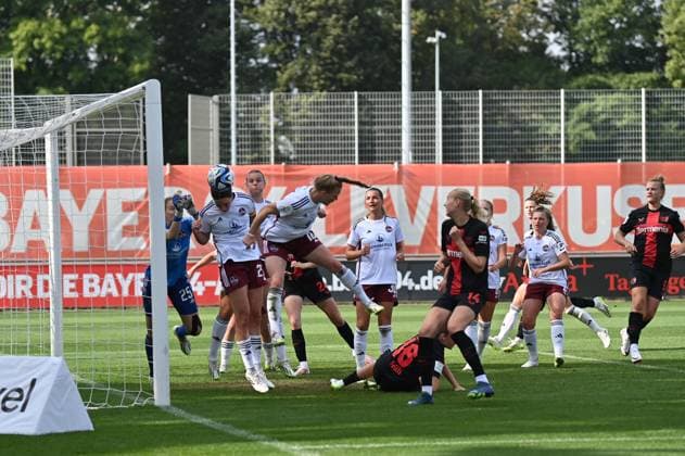 Chaos in the Nuremberg penalty area after a corner kick, 30 09 2023, Leverkusen Germany , football,google pixel womens Bundesliga bayer 04 Leverkusen 1 FC Nürnberg, DFB DFL REGULATES PROHIBIT ANY USE OF PHOTOGRAPHS AS IMAGE SEQUENCES AND OR QUASI VIDEO xmkx