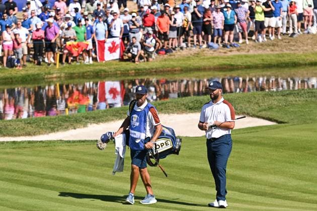 Ryder Cup 2023, Day Two, Morning Foursomes, Golf, Marco Simone Golf & Country Club, Rome, Italy - 30 Sep 2023  Copyright: xGreigxCowie Shutterstockx 14130258ck