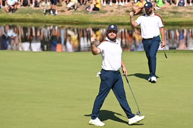 Ryder Cup 2023, Day Two, Morning Foursomes, Golf, Marco Simone Golf & Country Club, Rome, Italy - 30 Sep 2023  Copyright: xGreigxCowie Shutterstockx 14130258da