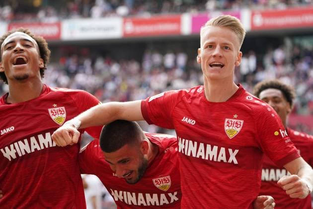 Football, 1 BL season 2023 2024, 1 FC Köln VfB Stuttgart, 30 09 2023, Rheinenergiestadion Köln, Jamie leweling, Deniz Undav Chris Führich, all VfB Stuttgart,goal celebrations,