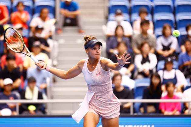 October 1, 2023, Tokyo, Japan: Veronika KUDERMETOVA (RUS) hits a return against Jessica PEGULA (USA) during the singles final match of the Toray Pan Pacific Open Tennis Tournament 2023 at the Ariake Coliseum. The tournament is held from September 25 to October 1st. Tokyo Japan - ZUMAm191 20231001_aap_m191_012 Copyright: xRodrigoxReyesxMarinx
