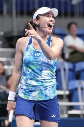 October 1, 2023, Tokyo, Japan - Swiss tennis legend Martina Hingis plays a doubles game for exhibition match after the final of the Toray Pan Pacifc Open tennis tournament at the Ariake Colosseum in Tokyo on Sunday, October 1, 2023. (photo by Yoshio Tsunoda AFLO) Noxthirdxpartyxsales  (231127584)