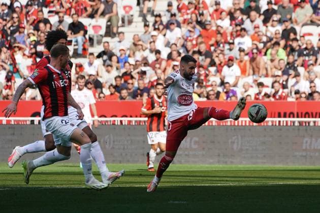 Romain Del Castillo (Brest) FOOTBALL : OGC Nice vs Brest - Ligue 1 Uber Eats - Nice - 01 10 2023 NorbertScanella Panoramic 