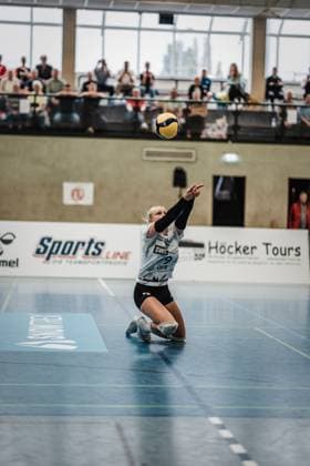 Volleyball Women Season 2023 2024 2 Bundesliga Women Pro powered by SnowTrex ETV Hamburg vs Schwarz Weiß Erfurt 01 10 2023 Antonia Greskamp 9, Schwarz Weiß Erfurt Hamburg Sporthalle Hoheluft Hamburg Germany