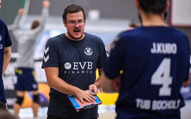Volleyball, Season 2023 2024, 2 Bundesliga Nord, 01 10 2023, 04 Matchday, Men, TuB Bocholt blue vs VCO Berlin white Markus Friedrich Coach TuB Bocholt , Bocholt Euregiohalle Nordrhein Westfalen Germany 231001_vb_tub-bocholt_vco-berlin_22403