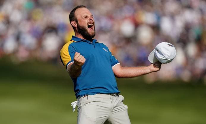 2023 Ryder Cup, Marco Simone Golf and Country Club, Rome, Italy 1 10 2023 Tyrrell Hatton celebrates his victory in their singles match Tyrrell Hatton celebrates his victory in their singles match 1 10 2023  Copyright: x INPHO MatteoxCiambellix DSC08373