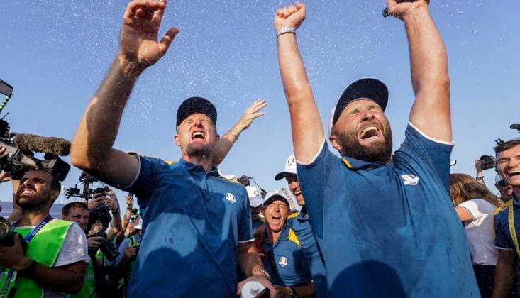 2023 Ryder Cup, Marco Simone Golf and Country Club, Rome, Italy 1 10 2023 Justin Rose and Jon Rahm celebrate victory Justin Rose and Jon Rahm celebrate victory 1 10 2023  Copyright: x INPHO MatteoxCiambellix _MGL5029