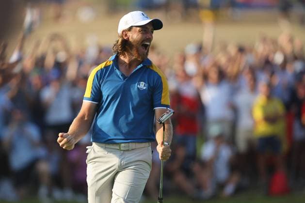 Rome Ryder Cup 2023 - EUROPE TEAM WIN TROPHY in SINGLES MATCHES at Marco Simone Golf Country Club di Guidonia Montecelio, Roma Rome, Italy 01.10.2023: Tommy FLEETWOOD score the last point at SINGLES MATCHES and Europe team win the trophy at RYDER CUP 2023 at Marco Simone Golf Country Club di Guidonia Montecelio, Roma Rome italy -  Copyright: xIPAxSport ABACAx BRIPASport20231001_999 IPAxSport ABACAx BRIPASport20231001_999