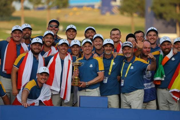 Golf match - Ryder Cup 2023 Rome, Italy 01.10.2023: Award ceremony, Europe team win trophy after singles matches RYDER CUP 2023 at Marco Simone Golf Country Club di Guidonia Montecelio, Roma Rome Italy  Copyright: xIPAxSport ABACAx BRIPASport20231002_433 IPAxSport ABACAx BRIPASport20231002_433