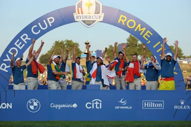 Golf match - Ryder Cup 2023 Rome, Italy 01.10.2023: Tommy FLEETWOOD with cup during Award ceremony, Europe team win trophy after singles matches RYDER CUP 2023 at Marco Simone Golf Country Club di Guidonia Montecelio, Roma Rome Italy  Copyright: xIPAxSport ABACAx BRIPASport20231002_441 IPAxSport ABACAx BRIPASport20231002_441
