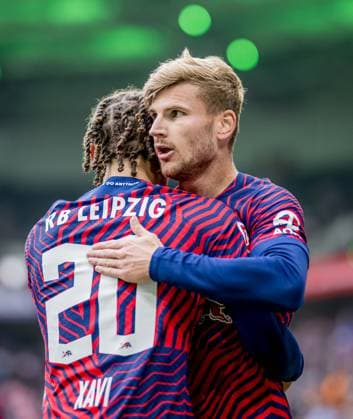 Leipzigs Timo Werner celebrates after scoring the 1 0 with Xavi Simons Football 1 Bundesliga, Matchday 5 Borussia Moenchengladbach RB Leipzig 0 1 23 September 2023 Moenchengladbach, Borussia Park Borussia Moenchengladbach RB Leipzig 0 1