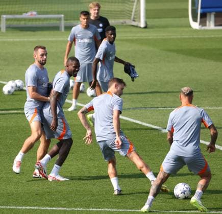 October 2, 2023, MILAN, ITALY: Fc Inter™s players perform during the training session in Suning Sporting Center, northern Italy, 2 October 2023. Inter will face Benfica in a UEFA Champions League group D stage soccer match on 3 October. .ANSA MATTEO BAZZI Soccer: Champions League; Fc Inter vs Benfica  - ZUMAa110 20231002_zaf_a110_028 Copyright: xMatteoxBazzix