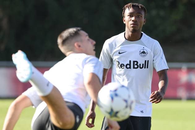 SOCCER - UEFA CL, RBS vs Sociedad SALZBURG,AUSTRIA,02.OCT.23 - SOCCER - UEFA Champions League, group stage, Red Bull Salzburg vs Real Sociedad, preview, training RBS. Image shows Dorgeles Nene (RBS).  GEPAxpictures xMathiasxMandl