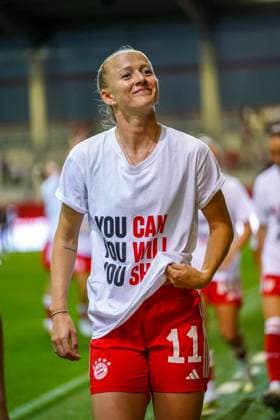 Lea Schüller 11 Bayern at Google Pixel womens Bundesliga match FC Bayern München 1 FC Köln on 02 10 2023 Munich FC Bayern Campus Bayern Germany