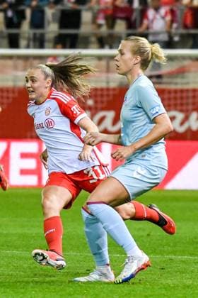 Womens soccer DEGEN Celina and STANWAY Georgia at the Google Pixel womens soccer Bundesliga match between FC Bayern Munich and 1 FC Köln on 02 10 2023, Germany, Bayern Munich FC Bayern Campus Bayern Germany.