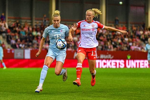Celina Degen 5 1 FC Köln and Lea Schüller 11 Bayern in action at the Google Pixel womens Bundesliga match FC Bayern München 1 FC Köln on 02 10 2023 Munich FC Bayern Campus Bayern Germany
