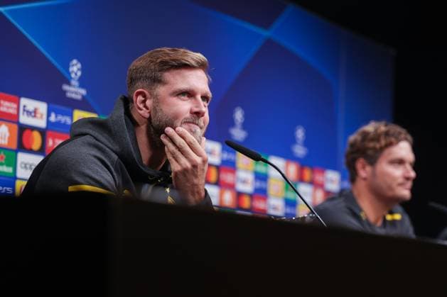 03 10 2023, football, 2023 2024 season, UCL, UEFA Champions League, group stage, matchday 2, Borussia Dortmund AC Milan, v l Niclas Füllkrug Borussia Dortmund , head coach Edin Terzic Borussia Dortmund , Dortmund Signal Iduna Park NRW Germany xRHR PHOTO DEx Copyright: DennisxEwert RHR-FOTOx RHR-FOTO DE