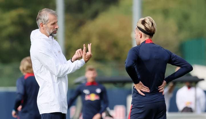 RB Leipzig training Champions League Leipzig, 03 10 2023, RB training center, UEFA Champions League , RB Leipzig final training the day before RBL v Manchester City , Pictured v l coach Marco Rose and Kevin Kampl both RB Leipzig , Picture Point