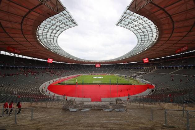 03 10 2023, xtgx, football, UEFA Champions League, 1 FC Union Berlin Sporting Braga emspor, v l symbol photo, symbol image, Champions League at the Olympiastadion, Union Berlin, the stadium was transformed in the club colors DFL DFB REGULATES PROHIBIT ANY USE OF PHOTOGRAPHS as IMAGE SEQUENCES and or QUASI VIDEO Olympiastadion