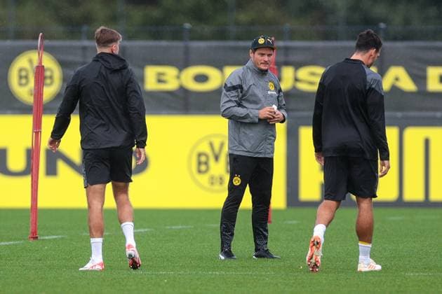 03 10 2023, football, season 2023 2024, 1 Bundesliga, training Borussia Dortmund, head coach Edin Terzic Borussia Dortmund , Dortmund training ground BVB NRW Germany xRHR PHOTO DEx Copyright: DennisxEwert RHR-FOTOx RHR-FOTO DE