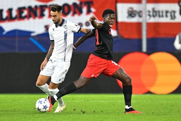 SOCCER - UEFA CL, RBS vs Sociedad SALZBURG,AUSTRIA,03.OCT.23 - SOCCER - UEFA Champions League, group stage, Red Bull Salzburg vs Real Sociedad. Image shows Hamari Traore (Sociedad) and Petar Ratkov (Salzburg).  GEPAxpictures xDanielxSchoenherr
