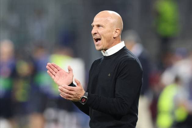 SOCCER - UEFA CL, RBS vs Sociedad SALZBURG,AUSTRIA,03.OCT.23 - SOCCER - UEFA Champions League, group stage, Red Bull Salzburg vs Real Sociedad. Image shows head coach Gerhard Struber (RBS).  GEPAxpictures xMathiasxMandl