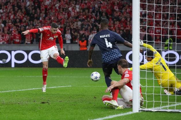 03 10 2023, xtgx, football, UEFA Champions League, 1 FC Union Berlin Sporting Braga emspor, v l Robin Gosens Union Berlin,6 with the goal to 1 0, but which was disallowed for offside DFL DFB REGULATIONS PROHIBIT ANY USE OF PHOTOGRAPHS as IMAGE SEQUENCES and or QUASI VIDEO Olympiastadion