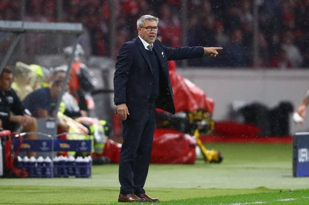 03 10 2023, xtgx, football, UEFA Champions League, 1 FC Union Berlin Sporting Braga emspor, v l Urs Fischer Union Berlin, coach gives instructions, gestures with arms, gesticulate, gives instructions DFL DFB REGULATES PROHIBIT ANY USE OF PHOTOGRAPHS as IMAGE SEQUENCES and or QUASI VIDEO Olympiastadion