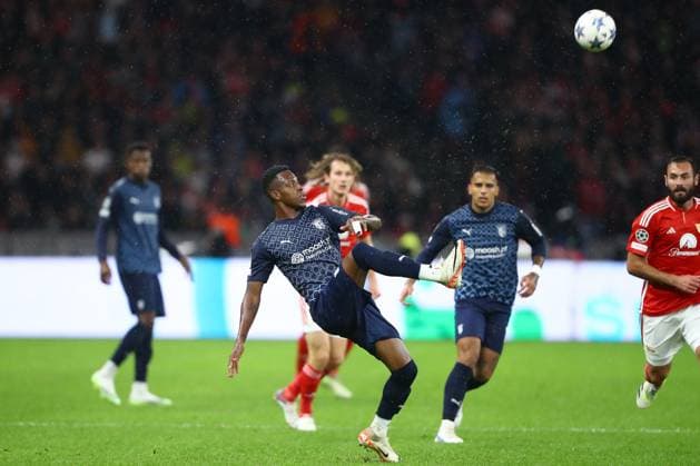 03 10 2023, xtgx, football, UEFA Champions League, 1 FC Union Berlin Sporting Braga emspor, v l Christian Borja Braga, 26 on the ball, plays the ball DFL DFB REGULATIONS PROHIBIT ANY USE OF PHOTOGRAPHS as IMAGE SEQUENCES and or QUASI VIDEO Olympiastadion
