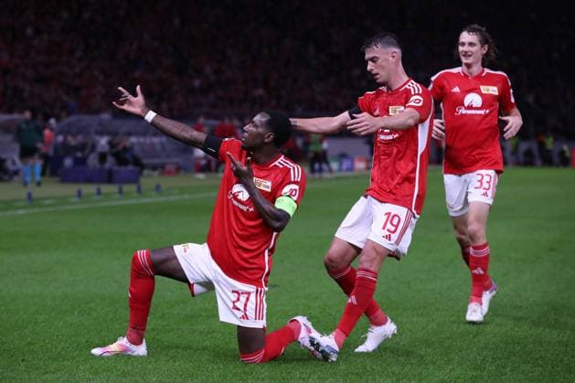 03 10 2023, xtgx, football, UEFA Champions League, 1 FC Union Berlin Sporting Braga emspor, v l Sheraldo Becker Union Berlin, 27 Jubel, Torjubel, jubelt über das Tor, celebrate the goal, celebration nach dem 1 0 DFL DFB REGULATIONS PROHIBIT ANY USE OF PHOTOGRAPHS as IMAGE SEQUENCES and or QUASI VIDEO Olympiastadion