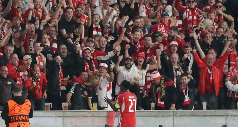 Sheraldo Becker cheers after 2 0 at fans joy emotion jubilation sports football soccer UEFA Champions League UCL men 2 matchday season 2023 2024 03 10 2023 1 FC Union Berlin FCU vs SC Braga Olympiastadion DFL regulations prohibit any use of photographs as image sequences and or quasi video