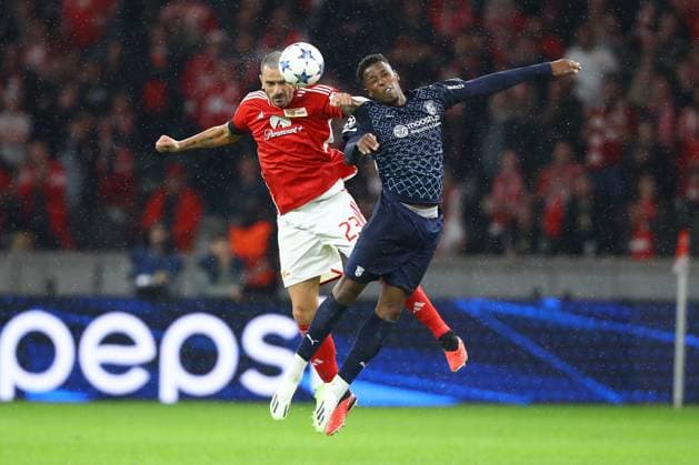 03 10 2023, xtgx, football, UEFA Champions League, 1 FC Union Berlin Sporting Braga emspor, v l Leonardo Bonucci Union Berlin, 23 , Christian Borja Braga, 26 duel, duel, fight, tackle DFL DFB REGULATES PROHIBIT ANY USE OF PHOTOGRAPHS as IMAGE SEQUENCES and or QUASI VIDEO Olympiastadion