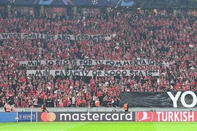 Football, Men, 2023 2024 season, UEFA Champions League Group C, Matchday 2 , 1 FC Union Berlin Sporting Braga, v l The fans of 1 FC Union Berlin with protests against UEFA, 03 10 2023, Copyright: xMatthiasxKochx