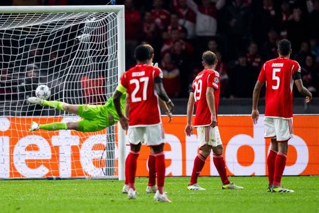 03 10 2023, xfrx, football UEFA Champions League, Union Berlin Sporting Braga emspor, v l Ricardo Horta Sporting Braga ,Frederik Ronnow Union Berlin Tor zum 2 2 DFL DFB REGULATIONS PROHIBIT ANY USE OF PHOTOGRAPHS as IMAGE SEQUENCES and or QUASI VIDEO Berlin