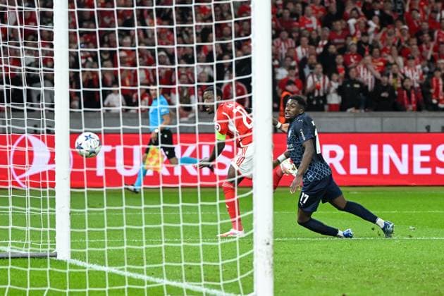 Football, Men, Season 2023 2024, UEFA Champions League Group C, Matchday 2 , 1 FC Union Berlin Sporting Braga, v l Sheraldo Becker 1 FC Union Berlin and Josafat Mendes Sporting Braga , 03 10 2023, Copyright: xMatthiasxKochx