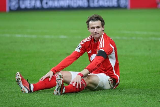 03 10 2023, xtgx, football, UEFA Champions League, 1 FC Union Berlin Sporting Braga emspor, v l Brenden Aaronson Union Berlin, 7 disappointed, looks disappointed, dejected, disappointed DFL DFB REGULATES PROHIBIT ANY USE OF PHOTOGRAPHS AS IMAGE SEQUENCES AND OR QUASI VIDEO Olympiastadion
