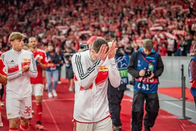 UEFA Champions League 1 FC Union Berlin vs Sporting Braga Berlin, 03 10 2023 Robin Gosens 1 FC Union Berlin, 6 frustrated after defeat UEFA Champions Leaguel 1 FC Union Berlin vs Sporting Braga, Olympiastadion, Berlin, 03 10 2023 Copyright: xBEAUTIFULxSPORTS LucianoxLimax