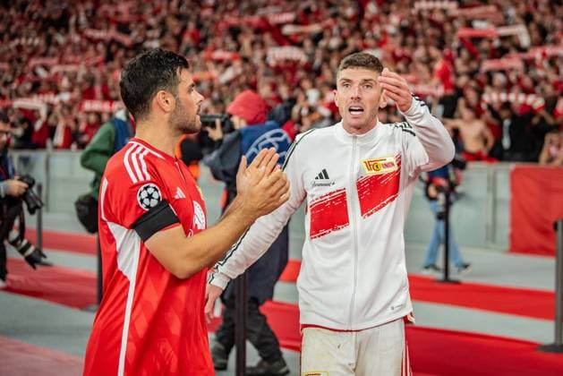 UEFA Champions League 1 FC Union Berlin vs Sporting Braga Berlin, 03 10 2023 Kevin Volland 1 FC Union Berlin, 10 , Robin Gosens 1 FC Union Berlin, 6 frustrated after defeat UEFA Champions Leaguel 1 FC Union Berlin vs Sporting Braga, Olympiastadion, Berlin, 03 10 2023 Copyright: xBEAUTIFULxSPORTS LucianoxLimax