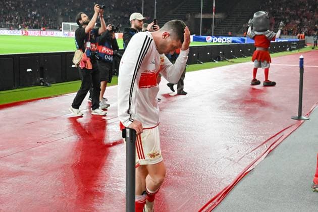 Football, Men, 2023 2024 season, UEFA Champions League Group C, Matchday 2 , 1 FC Union Berlin Sporting Braga, v l Robin Gosens 1 FC Union Berlin disappointed, disappointed, 03 10 2023, Copyright: xMatthiasxKochx