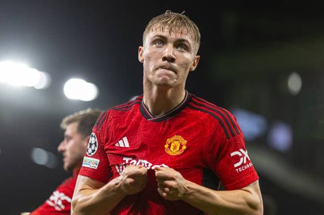 Football - UEFA Champions League - Group A - Manchester United, ManU FC v Galatasaray S.K. MANCHESTER, ENGLAND - Tuesday, October 3, 2023: Manchester United s Rasmus Hojlund celebrates after scoring the opening goal during the UEFA Champions League Group A match between Manchester United FC and Galatasaray S.K. at Old Trafford. MANCHESTER Old Trafford GREATER MANCHESTER ENGLAND  Copyright: xDavidxRawcliffex P2023-10-03-Man_Utd_Galatasaray-17