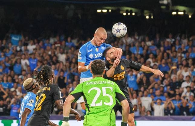 Sport Themen der Woche KW40 Sport Bilder des Tages Napoli vs Real Madrid - Champions League 2023 24 Naples 03 10 2023, during the Champions League group football match 2023 24, between the teams of SSC Napoli vs FC Real Madrid at the Diego Armando Maradona stadium In picture goal Leo Ostigard of SSC Napoli Naples Stadio Diego Armando Maradona Campania Italy Copyright: xFABIOxSASSOxFABIOxSASSOx 2L8A2038-3