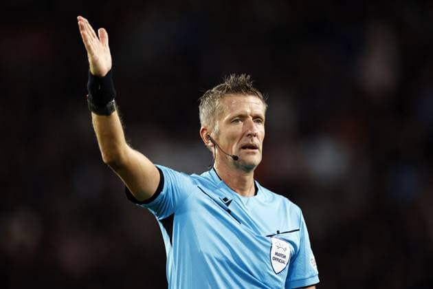 EINDHOVEN - Referee Daniele Orsato during the UEFA Champions League match between PSV Eindhoven and Sevilla FC at the Phillips stadium on October 3, September 2023 in Eindhoven, Netherlands. ANP MAURICE VAN STEEN UEFA Champions League 2023 24 2023 2024 xVIxANPxSportx xxANPxIVx 480144029 originalFilename: 480144029.jpg